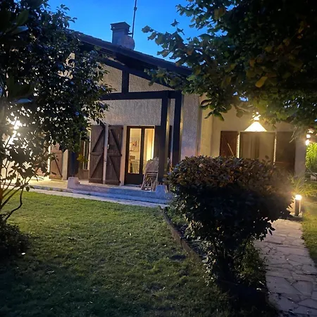 Maison Calme Et Paisible A 10 Min Des Plages Villa *